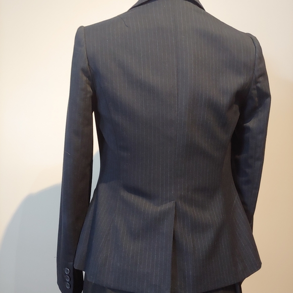 Banana Republic Pinstripe Blazer/Suit Jacket - Picture 3 of 6